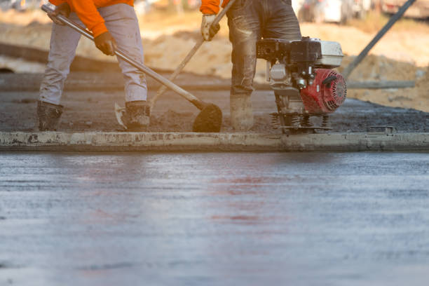 Best Concrete Sidewalk Installation  in Dillsboro, IN